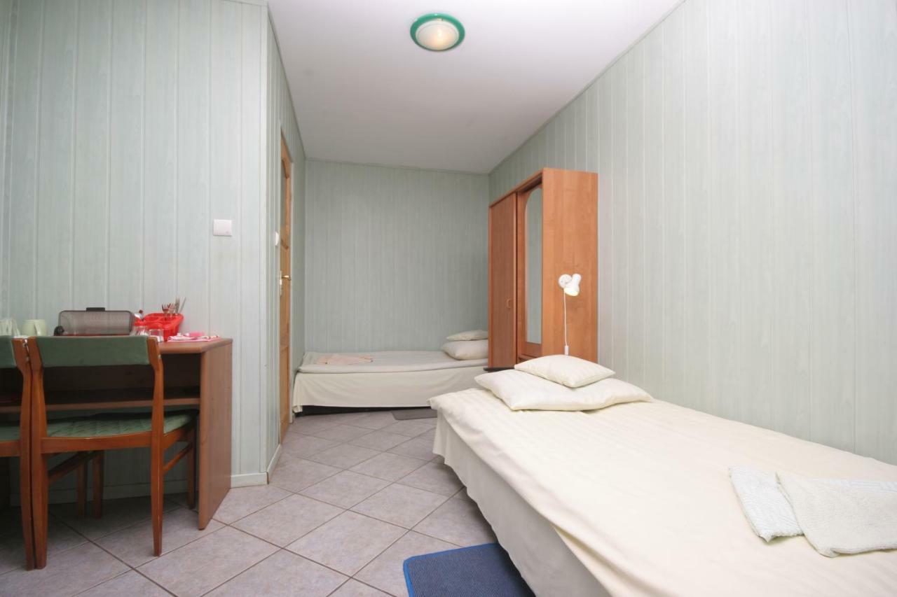 Agroturystyka Pod Kogutem Dziwnówek Exterior foto